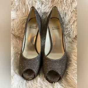 Stuart Weitzman Evebaton Platform Peep Toe Pump Metallic Silver Shimmer size 7.5