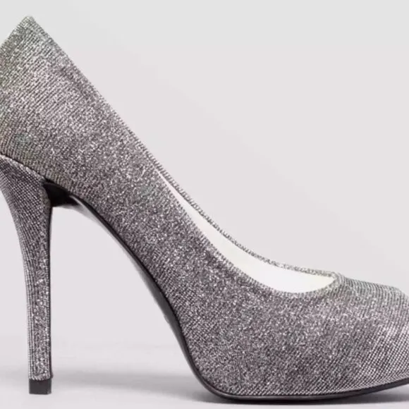 Stuart Weitzman Evebaton Platform Peep Toe Pump Metallic Silver Shimmer size 7.5