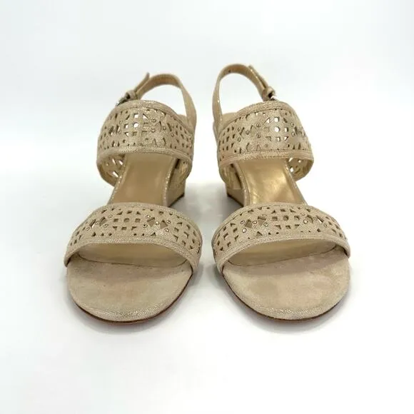 STUART WEITZMAN GOLD METALLIC LASER CUT LEATHER W / STUDS OPEN TOE SANDALS PUMPS