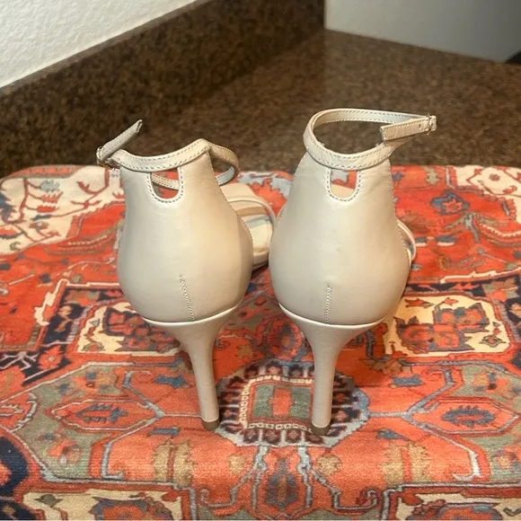 Stuart Weitzman Nudist ll Heels Sz: 9.5 NWOT