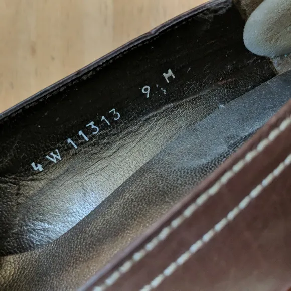 Stuart Weitzman shoes/pumps in brown, size 9M
