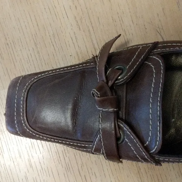 Stuart Weitzman shoes/pumps in brown, size 9M