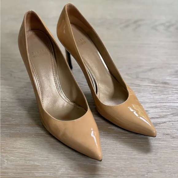 STUART WEITZMAN Women's Beige Patent pointed toe Leather heels shoes Pumps 8