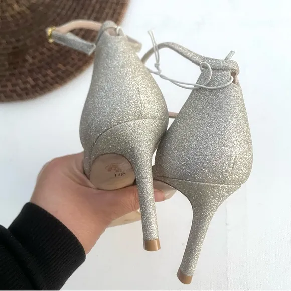 Stuart Weitzman Womens Shoes Heels Gold Glitter Thin Strap Stiletto Size 9