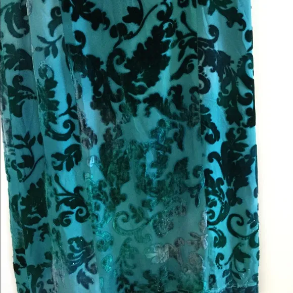 Stunning Garnet Hill Deep Green Velvet Dress. Fully Lined. Size 6