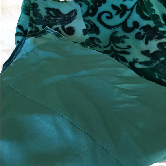 Stunning Garnet Hill Deep Green Velvet Dress. Fully Lined. Size 6