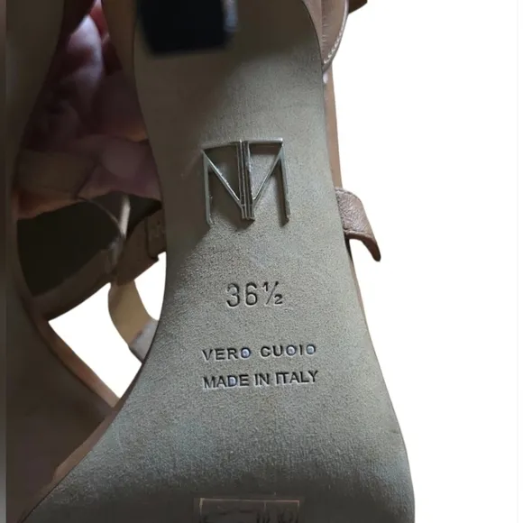 Tamara Mellon New Frontline Mandorla Leather Stiletto US 6.5 Retail $695