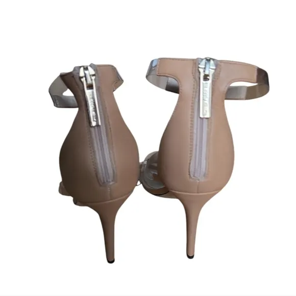 Tamara Mellon New Frontline Mandorla Leather Stiletto US 6.5 Retail $695