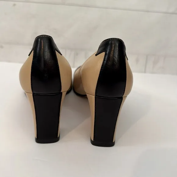 Tayrn Rose Size U.S. 8.5 Elegant Two-Tone Leather Spectator Pumps Made in Italy
