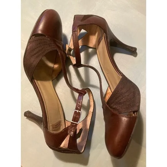 Ted Baker T-Strap Heels Vintage 00s 1940's Vibe ~ Leather &amp; Satin! Sz 40
