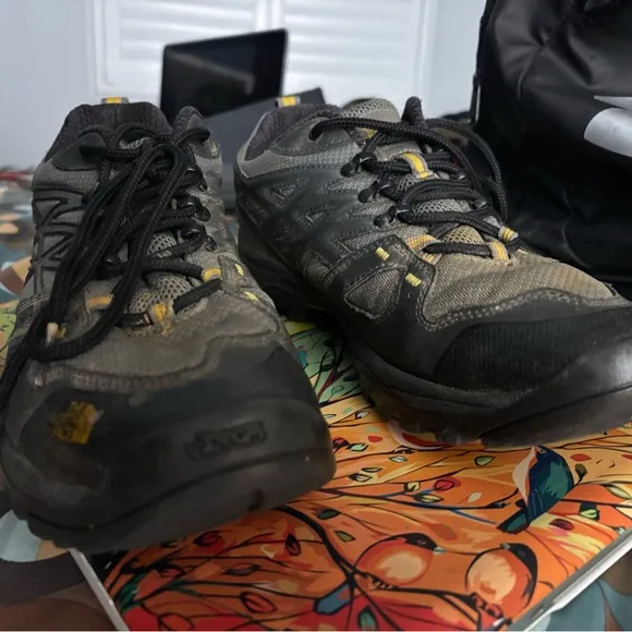 The North Face Men's Black and Yellow Shoes