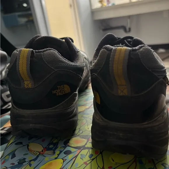 The North Face Men's Black and Yellow Shoes