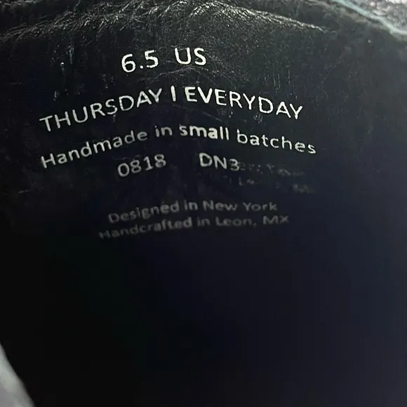 Thursday Boot Co.‎ Galaxy Avenue Ankle Boots Black Glitter Chelsea Size 6.5