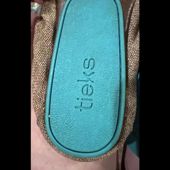 Tieks Brentwood Folding Flats US 9 With‎ Box, Dust Bag and Flower.
