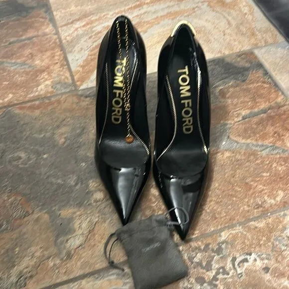 TOM FORD 120mm Patent Leather Pumps Farfetch size 38 1/2 gently used ❤️