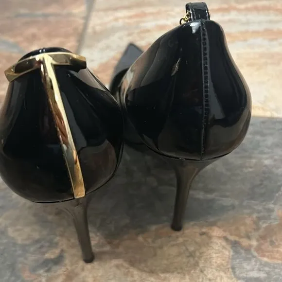 TOM FORD 120mm Patent Leather Pumps Farfetch size 38 1/2 gently used ❤️