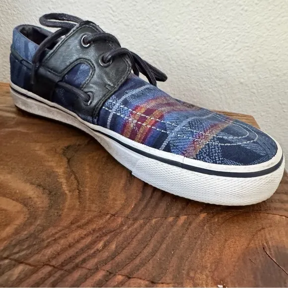 Tommy Bahama X Pendleton Stripe Breaker Lace-Up Shoes Size Very EUC 7 Mens