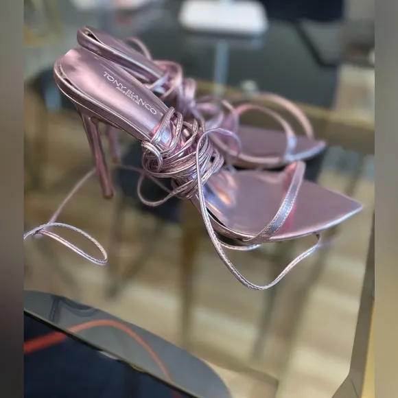 Tony Bianco Miah Sandal in Lavender