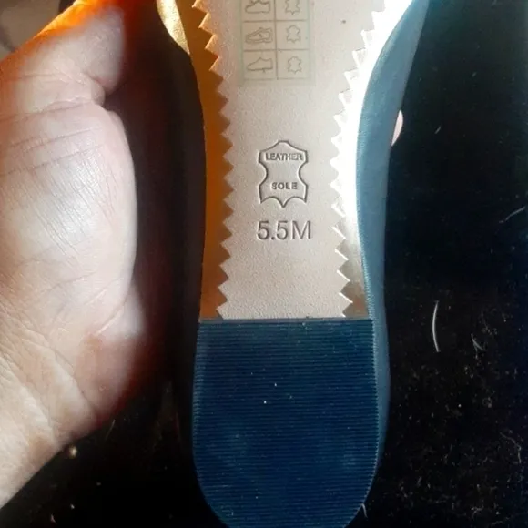 Tory Burch Black Patent Cap Shoes