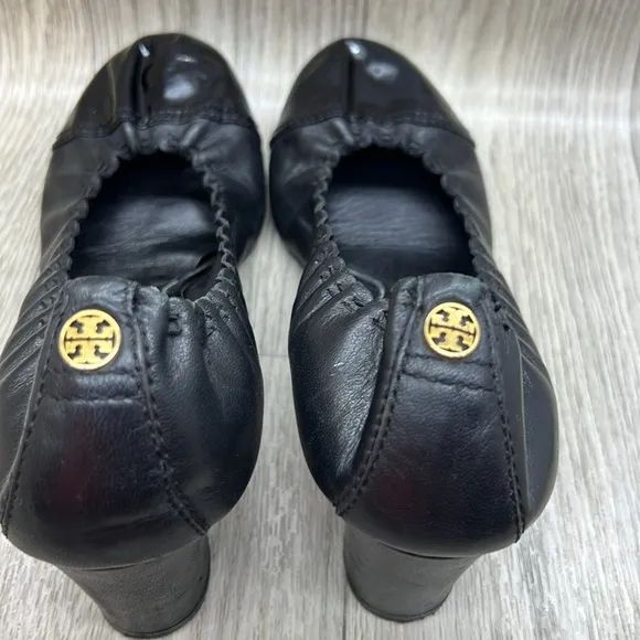 Tory Burch Black Patent Leather Aaden Mid Heel Pumps Heels