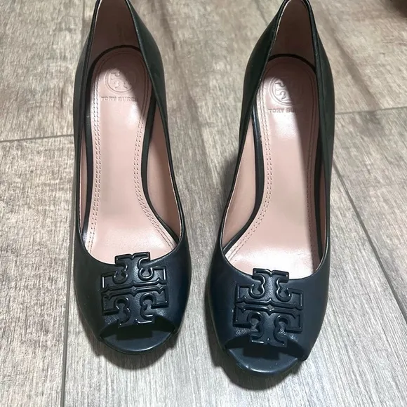 Tory Burch Black Peep-Toe Women's Shoes 7M