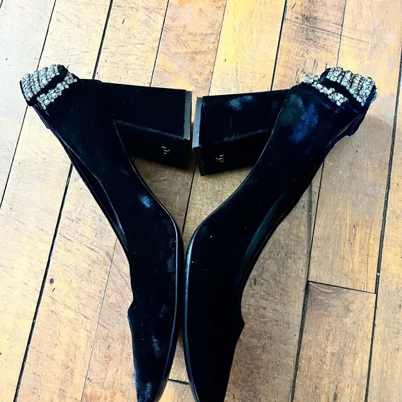 Tory Burch Josephine black velvet pumps rhinestone bow shoes