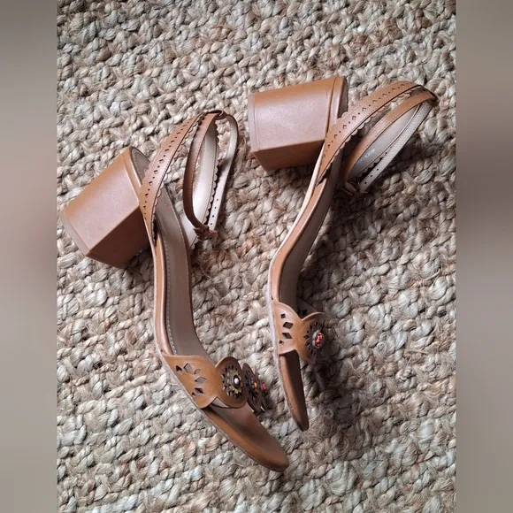 Tory burch marguerite leather lasercut accents low hill sandals size 10