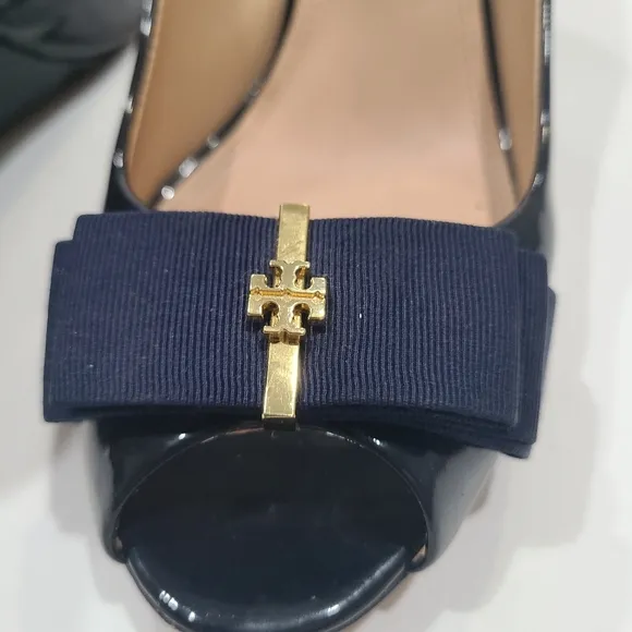 Tory Burch women's Elegant Blue Wedges leather shoes size 10 M