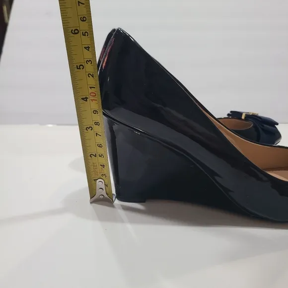 Tory Burch women's Elegant Blue Wedges leather shoes size 10 M