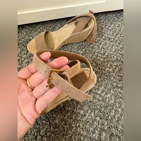 Tory Burch Women’s Mini Benton Espadrilles Tan Leather and Suede Sandals Size 8‎