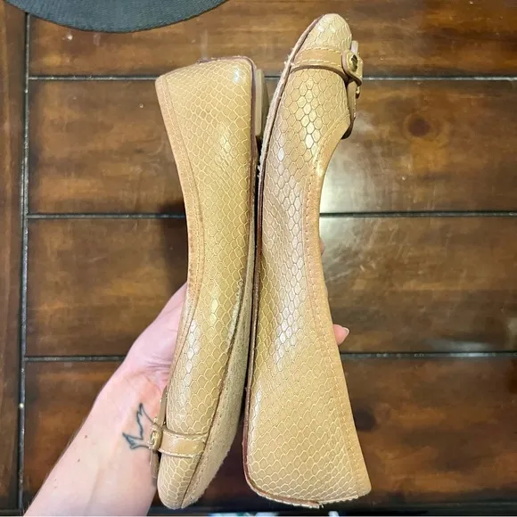 Tory Burch Women's SnakePrint Tan Flats