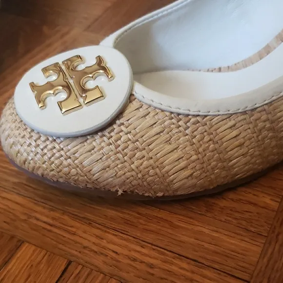 Tory Burch Women's Tan Woven Flats