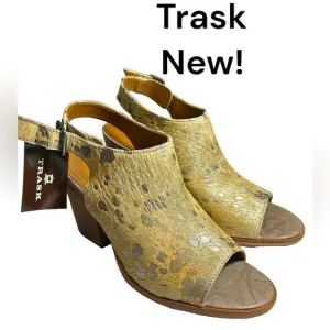Trask Brand “Parker” shoes heels sandals leopard open toe 10M NIB silver
