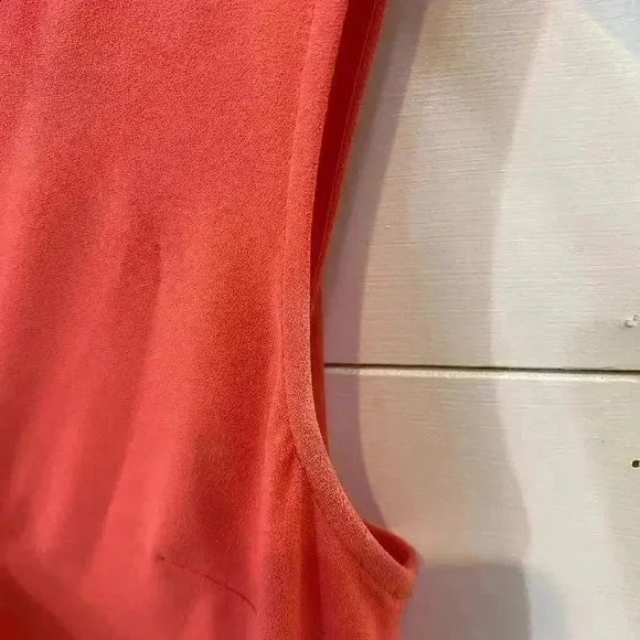 Trina Turk Pink Versatile &amp; Sexy Cocktail Summer-Ready Sleeveless Coral Size 6