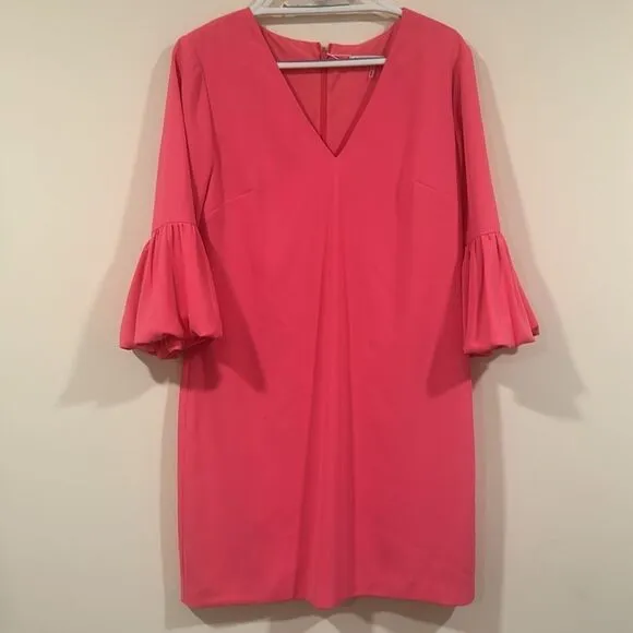 Trina Turk Surprising Bell-sleeve Crepe Shift Dress in Venus Pink. Sz 8