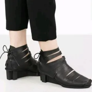 Trippen Elegant Black Leather Ankle Boots Size 9