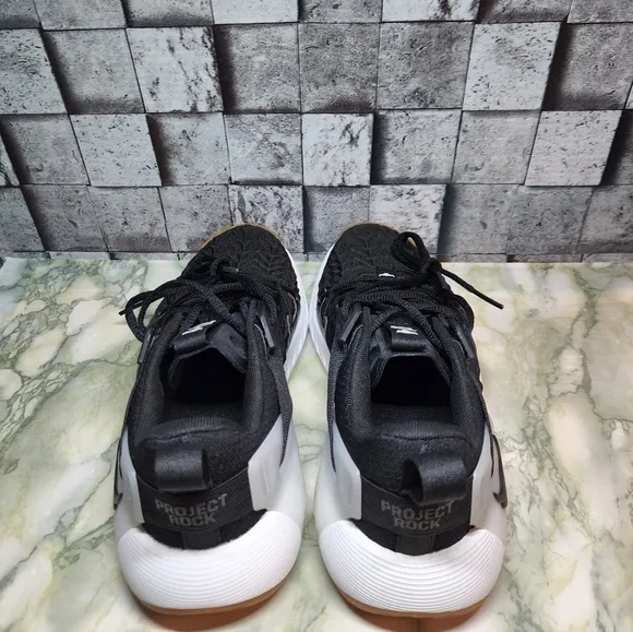 Under Armour Project Rock 6 Black Gum HOVR GS Size 6Y