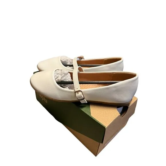 Utopia Girl's Dress Shoes - NEW IN BOX