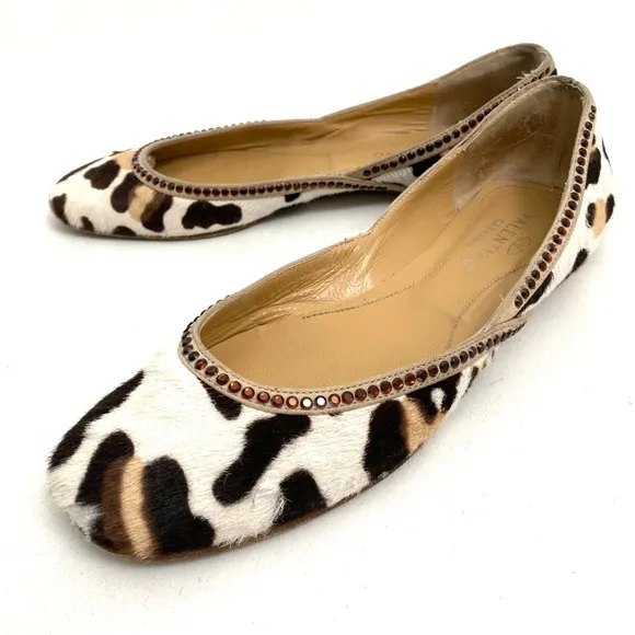 Valentino Garavani Calf Hair Animal Print Flats 7 / 37 Womens Slip On Shoes
