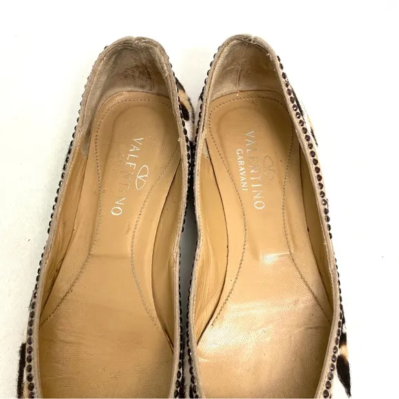 Valentino Garavani Calf Hair Animal Print Flats 7 / 37 Womens Slip On Shoes