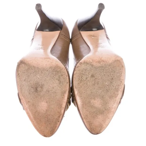 Valentino Garavani Pumps Vintage Classic Shoes