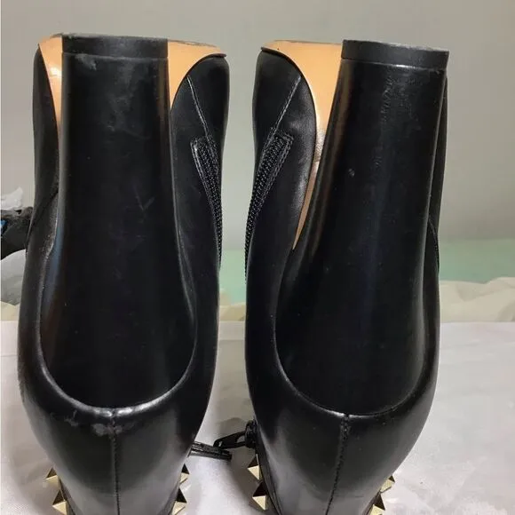 VALENTINO GARAVANI Black Calfskin Rockstud 100mm Ankle Boots Size 40