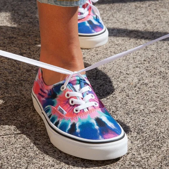 Vans Authentic Skate Shoes - (Tie Dye) Multi/True White