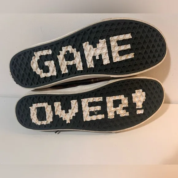 Vans Nintendo Super Mario Bros Game Over Tie Dye NES Size 10