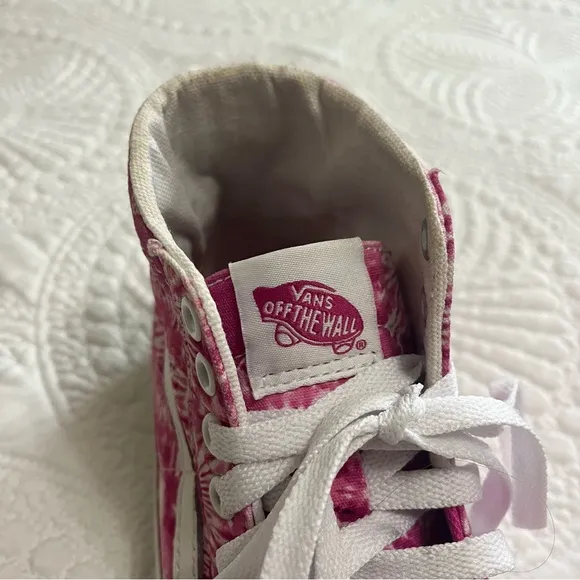 VANS Sk8-Hi Skater Sneakers Shoes Pink White Heart Tie Dye Ankle Size 7.5