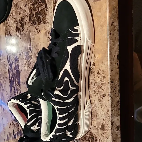 VANS X Anderson Paak Malibu- Black White