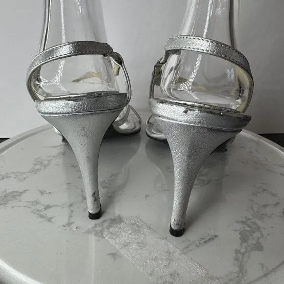 Vera Wang Silver Strappy High Heel Sandals Size 7 Made in Italy Bridal Wedding