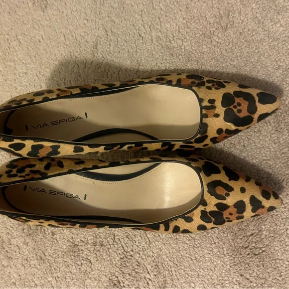 Via Spiga Brown and Black Heels with Pointed Toe