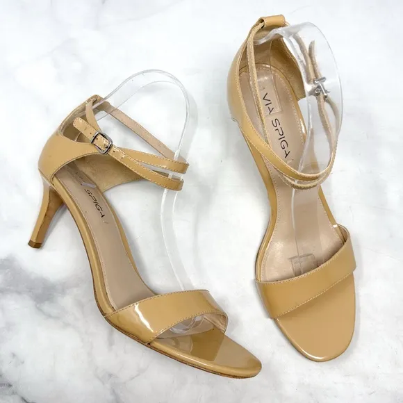 Via Spiga Leesa Patent Leather Strappy Low Midi Kitten Sandal Heels Sexy Nude 9