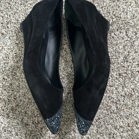 VIAJIYU  suede black pointy toe glitter front wedges size 9